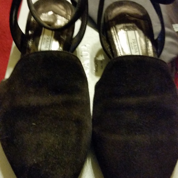 Dal fabulos Prada! - Picture 2 of 3